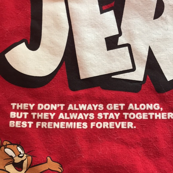 Tom & Jerry unisex size XXL (19) red and white sweatshirt - Picture 3 of 4